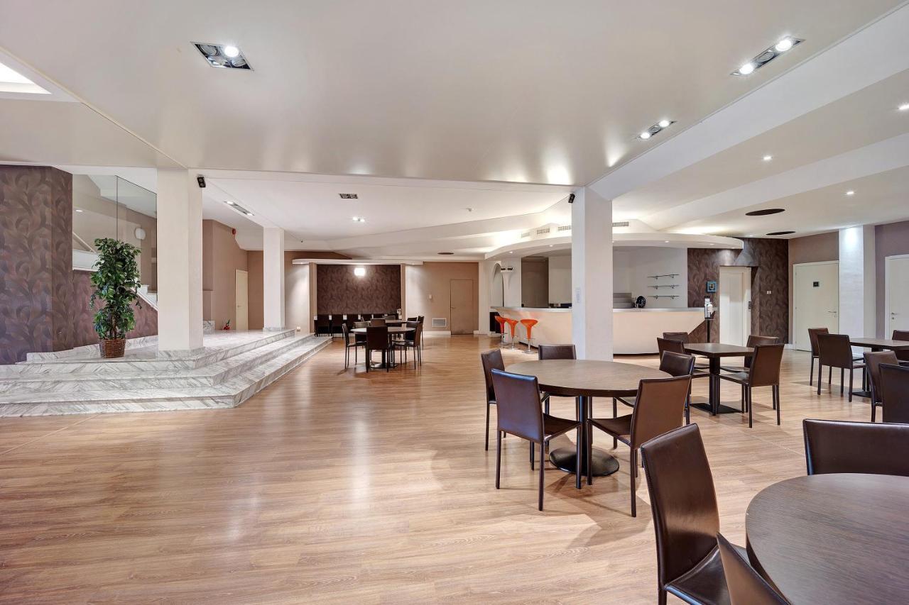 Modus Vivendi 315 Aparthotel Sanremo Exterior photo